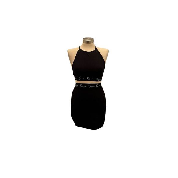PrettyLittleThing Halter/Crop Top & Skirt Set - Picture 1 of 6